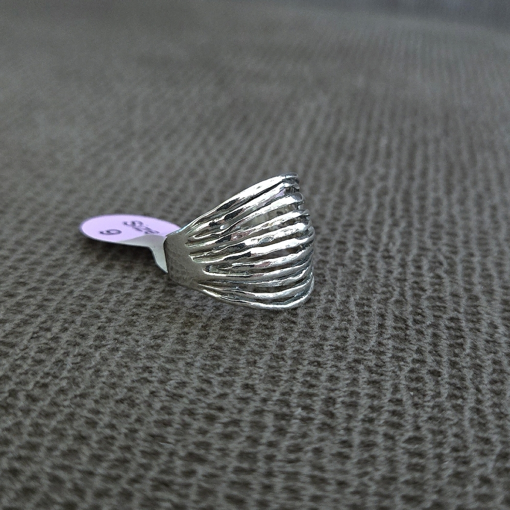 Noa Zuman Sterling Silver🤍 Convexed Bands Ring💍 - Picture 13 of 16